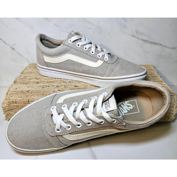 Vans Women's Light Gray Canvas Athletic Shoes - Picture 1 of 8